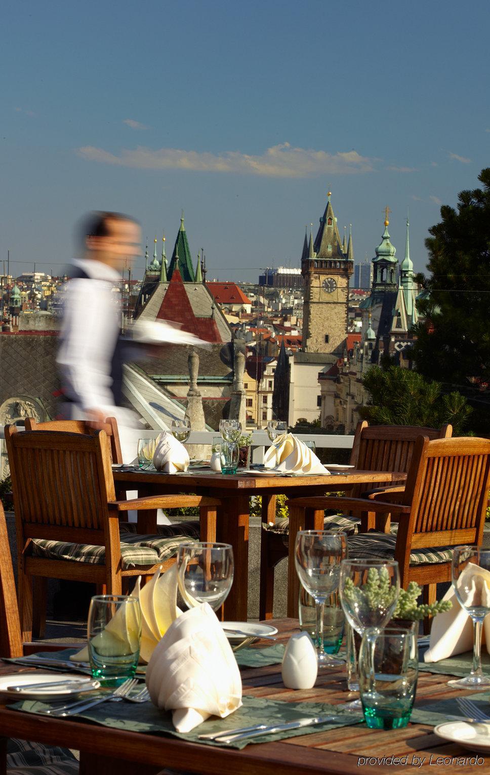 Fairmont Golden 5* Praha