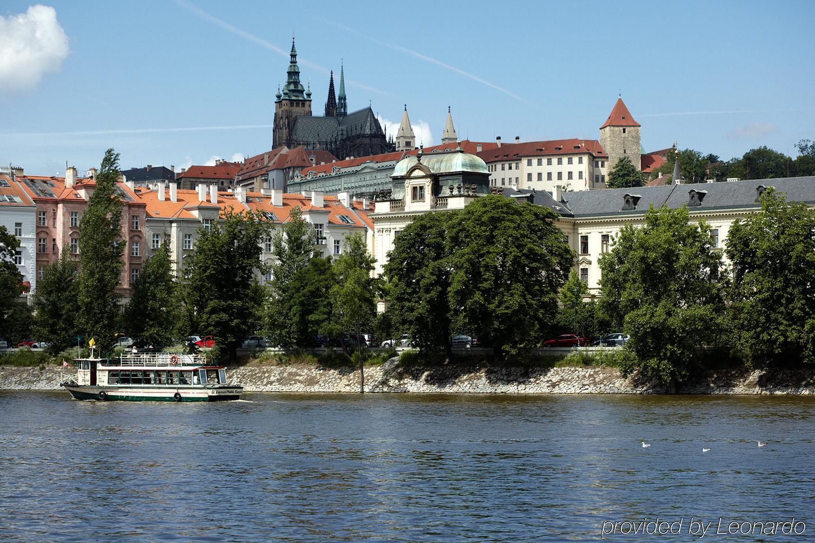 Fairmont Golden 5* Praha